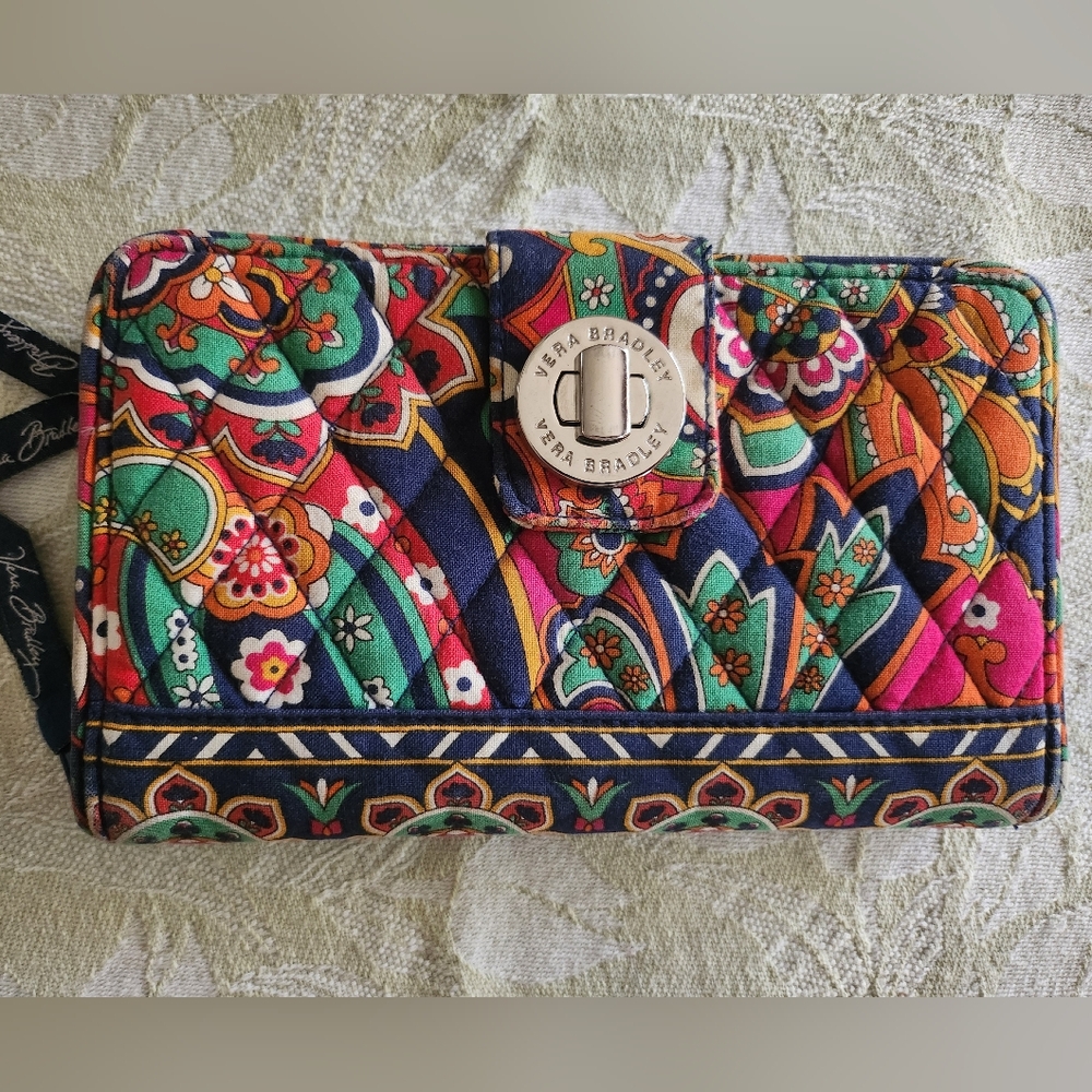 Vera Bradley Wallet - Picture 6 of 9
